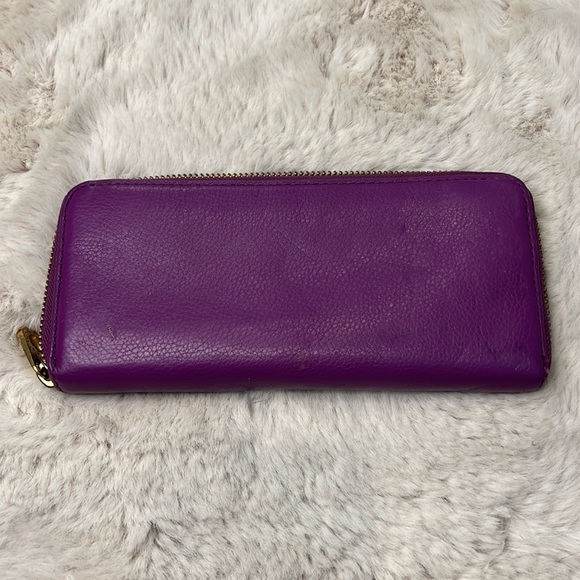 Marc by Marc Jacobs full size wallet - Picture 2 of 9